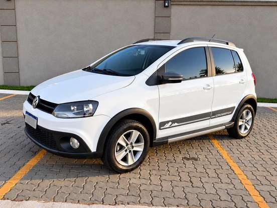 VOLKSWAGEN-CROSSFOX-1.6 MI FLEX 8V 4P MANUAL VOLKSWAGEN-CROSSFOX-2011