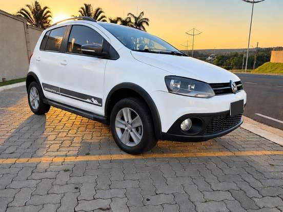 VOLKSWAGEN-CROSSFOX-1.6 MI FLEX 8V 4P MANUAL VOLKSWAGEN-CROSSFOX-2011