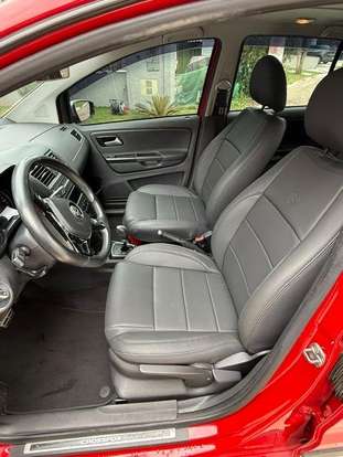 VOLKSWAGEN-CROSSFOX-2015