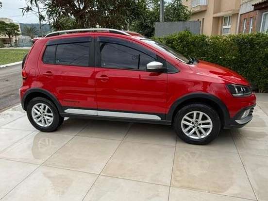 VOLKSWAGEN-CROSSFOX-1.6 MSI FLEX 16V 4P AUTOMATIZADO VOLKSWAGEN-CROSSFOX-2015