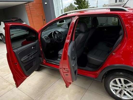 VOLKSWAGEN-CROSSFOX-1.6 MSI FLEX 16V 4P AUTOMATIZADO VOLKSWAGEN-CROSSFOX-2015