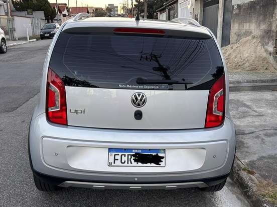 VOLKSWAGEN-CROSS UP-1.0 MPI 12V FLEX 4P MANUAL VOLKSWAGEN-CROSS UP-2014