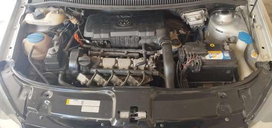 VOLKSWAGEN-FOX-2014