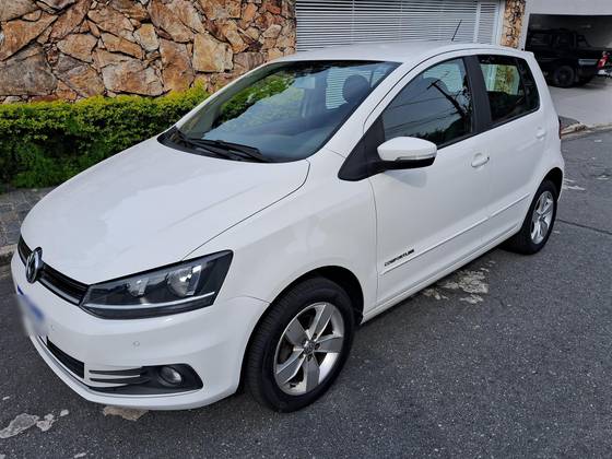 VOLKSWAGEN FOX 1.0 MPI COMFORTLINE 12V FLEX 4P MANUAL