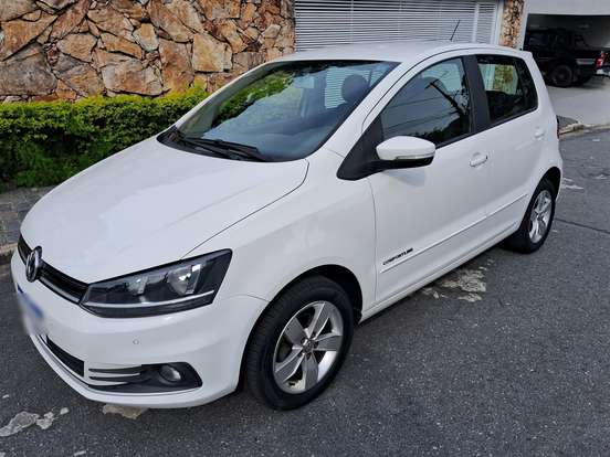 VOLKSWAGEN-FOX-1.0 MPI COMFORTLINE 12V FLEX 4P MANUAL VOLKSWAGEN-FOX-2017