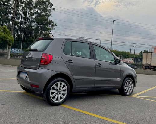VOLKSWAGEN-FOX-1.6 MI 8V FLEX 4P MANUAL VOLKSWAGEN-FOX-2013