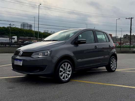 VOLKSWAGEN-FOX-1.6 MI 8V FLEX 4P MANUAL VOLKSWAGEN-FOX-2013