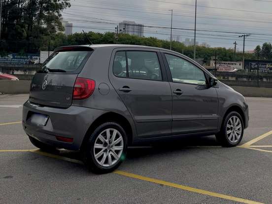 VOLKSWAGEN-FOX-1.6 MI 8V FLEX 4P MANUAL VOLKSWAGEN-FOX-2013