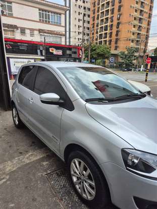VOLKSWAGEN-FOX-2013