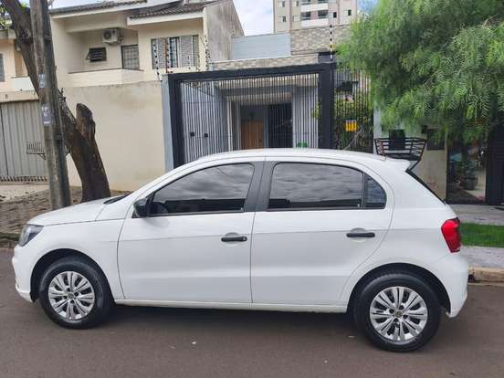 VOLKSWAGEN-GOL-2021