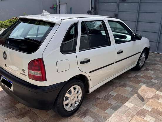 VOLKSWAGEN-GOL-1.0 MI CITY 8V FLEX 4P MANUAL G.III VOLKSWAGEN-GOL-2005