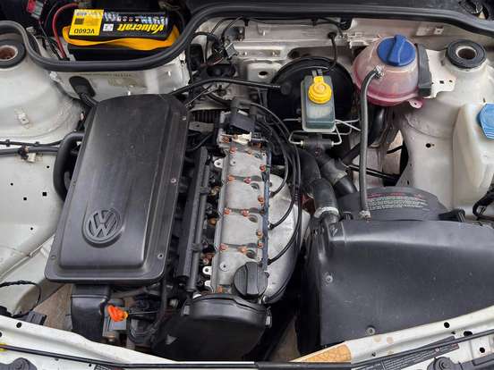 VOLKSWAGEN-GOL-1.0 MI CITY 8V FLEX 4P MANUAL G.III VOLKSWAGEN-GOL-2005