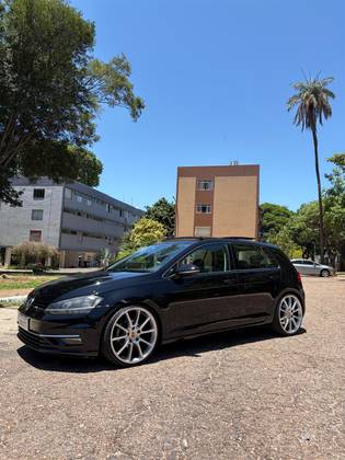 VOLKSWAGEN GOLF 1.0 200 TSI TOTAL FLEX COMFORTLINE TIPTRONIC
