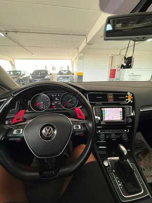 VOLKSWAGEN-GOLF-2013