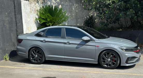 VOLKSWAGEN-JETTA-2021
