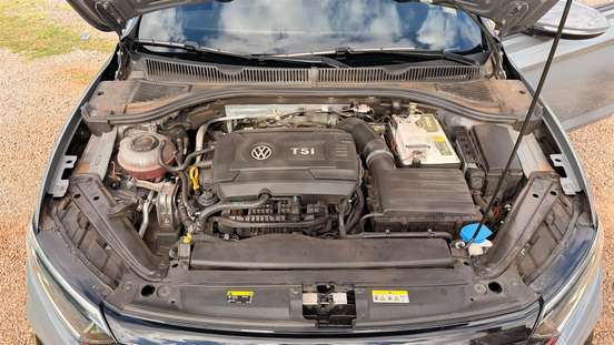 VOLKSWAGEN-JETTA-2021