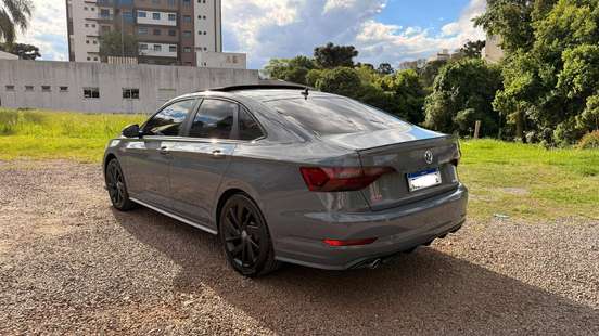 VOLKSWAGEN-JETTA-2021