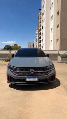 VOLKSWAGEN-JETTA-2023
