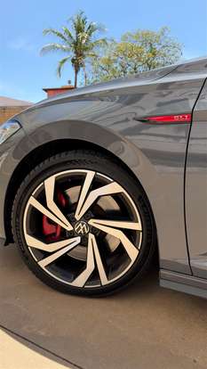 VOLKSWAGEN-JETTA-2023