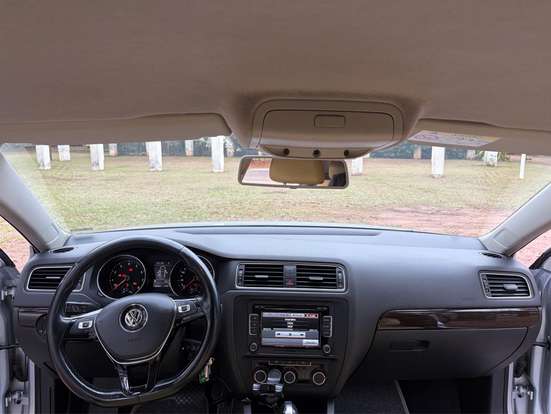 VOLKSWAGEN-JETTA-2015