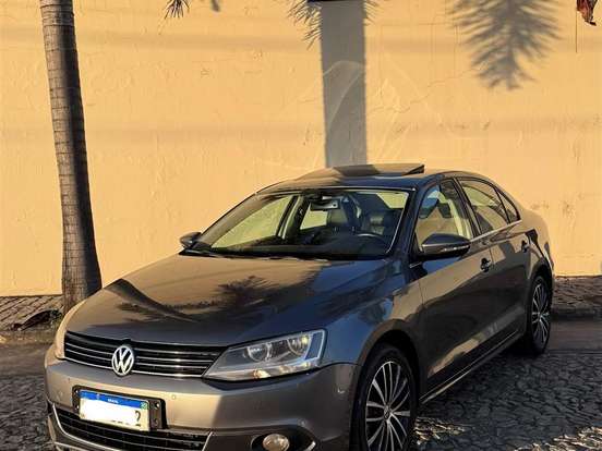 VOLKSWAGEN-JETTA-2.0 TSI HIGHLINE 211CV GASOLINA 4P TIPTRONIC VOLKSWAGEN-JETTA-2014