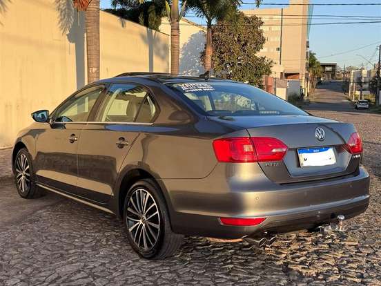VOLKSWAGEN-JETTA-2.0 TSI HIGHLINE 211CV GASOLINA 4P TIPTRONIC VOLKSWAGEN-JETTA-2014