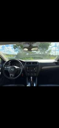 VOLKSWAGEN-JETTA-2014