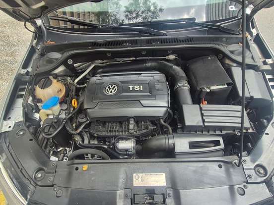 VOLKSWAGEN-JETTA-2015
