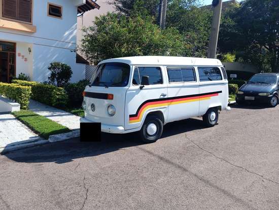 VOLKSWAGEN-KOMBI-1999
