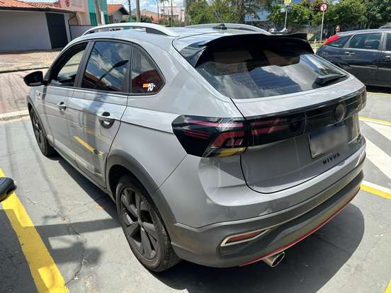 VOLKSWAGEN-NIVUS-1.0 200 TSI TOTAL FLEX HIGHLINE AUTOMÁTICO VOLKSWAGEN-NIVUS-2023