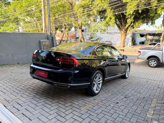 VOLKSWAGEN-PASSAT-2.0 16V TSI BLUEMOTION GASOLINA HIGHLINE 4P DSG VOLKSWAGEN-PASSAT-2018