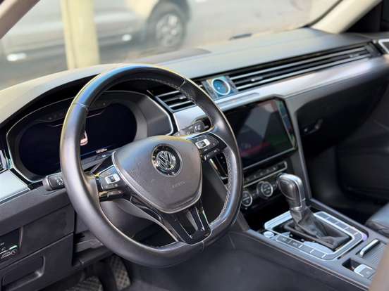 VOLKSWAGEN-PASSAT-2.0 16V TSI BLUEMOTION GASOLINA HIGHLINE 4P DSG VOLKSWAGEN-PASSAT-2018