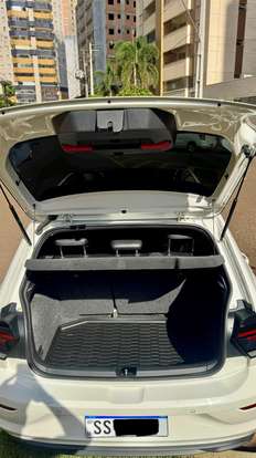 VOLKSWAGEN-POLO-2023
