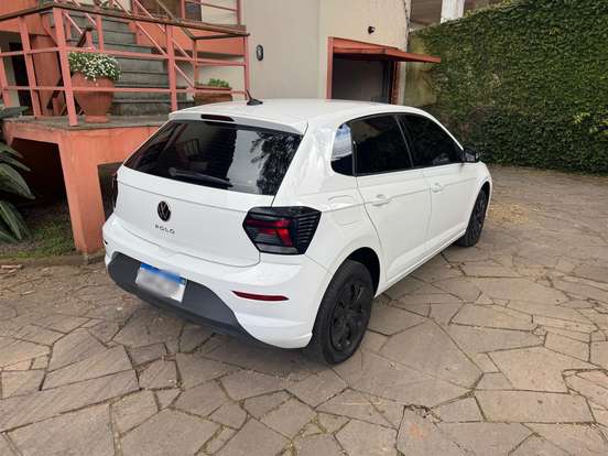 VOLKSWAGEN-POLO-2024