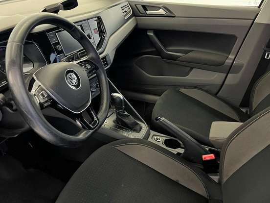 VOLKSWAGEN-POLO-1.0 200 TSI COMFORTLINE AUTOMÁTICO VOLKSWAGEN-POLO-2018