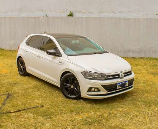 VOLKSWAGEN-POLO-2019