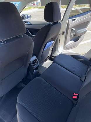 VOLKSWAGEN-POLO-2019