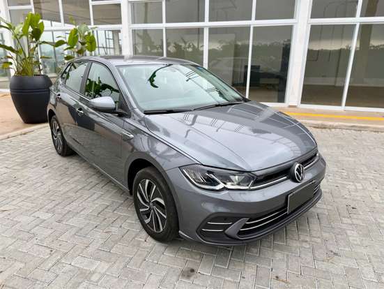 VOLKSWAGEN-POLO-2023