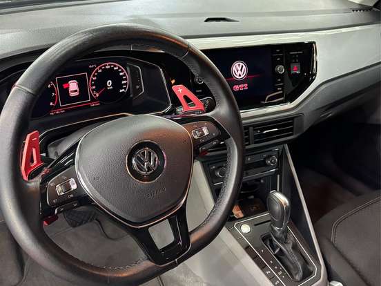 VOLKSWAGEN-POLO-1.0 200 TSI HIGHLINE AUTOMÁTICO VOLKSWAGEN-POLO-2018