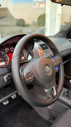 VOLKSWAGEN-POLO-2011