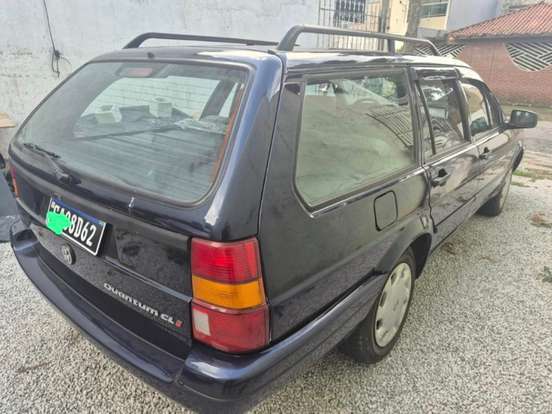 VOLKSWAGEN-QUANTUM-1.8 I CL 8V GASOLINA 4P MANUAL VOLKSWAGEN-QUANTUM-1995