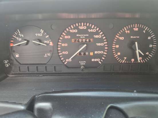 VOLKSWAGEN-QUANTUM-1.8 I CL 8V GASOLINA 4P MANUAL VOLKSWAGEN-QUANTUM-1995