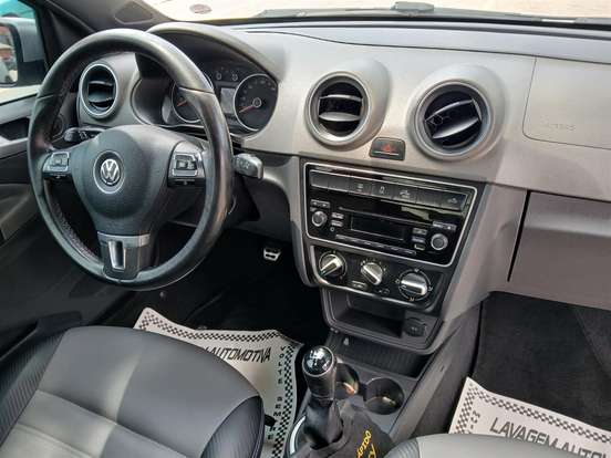 VOLKSWAGEN-SAVEIRO-2016