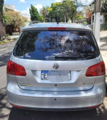 VOLKSWAGEN-SPACEFOX-2010