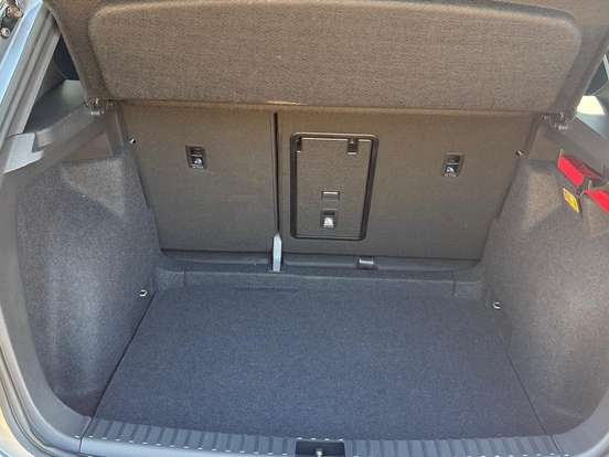 VOLKSWAGEN-TAOS-1.4 250 TSI TOTAL FLEX HIGHLINE AUTOMÁTICO VOLKSWAGEN-TAOS-2025