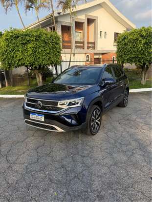 VOLKSWAGEN-TAOS-2021