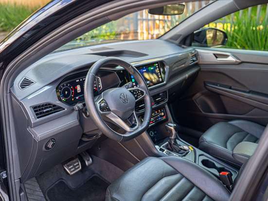 VOLKSWAGEN-TAOS-1.4 250 TSI TOTAL FLEX HIGHLINE AUTOMÁTICO VOLKSWAGEN-TAOS-2023