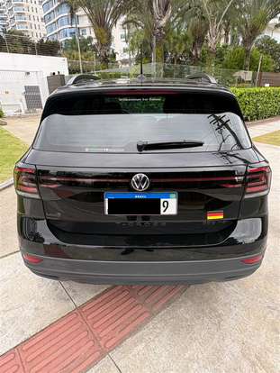 VOLKSWAGEN-T-CROSS-2023