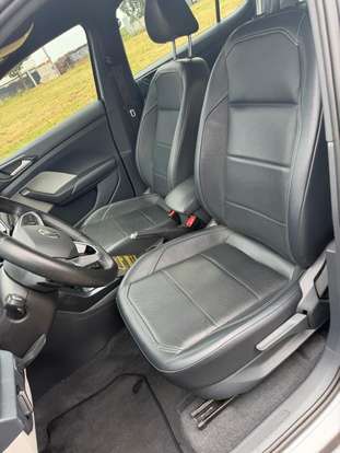 VOLKSWAGEN-T-CROSS-2022