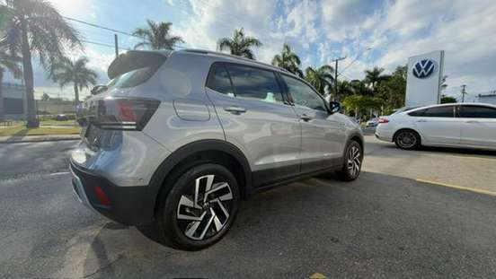 VOLKSWAGEN-T-CROSS-1.4 250 TSI TOTAL FLEX HIGHLINE AUTOMÁTICO VOLKSWAGEN-T-CROSS-2024
